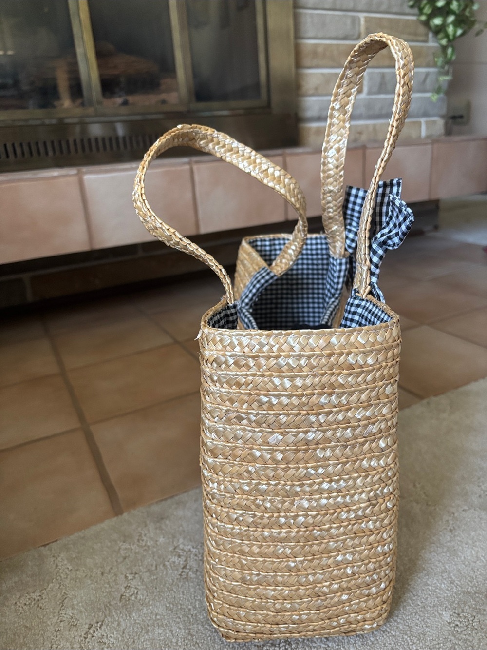 Vintage Woven Straw Tote Bag with Gingham Bow Accents - Picture 2 of 8
